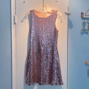 Body con rose gold sequin dress